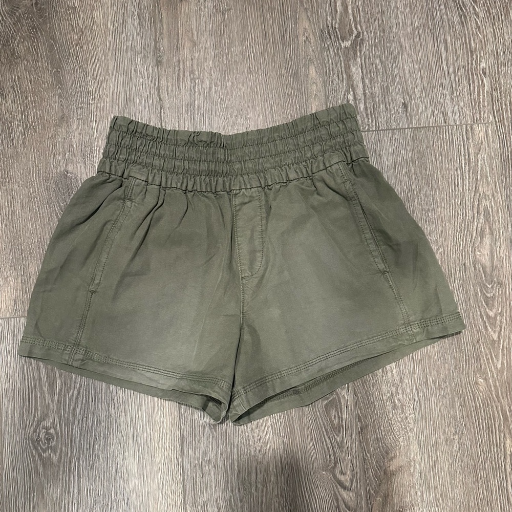 Aerie babe watch highwaist shorts NWT